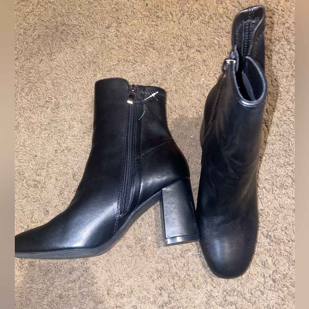 heeled boots
